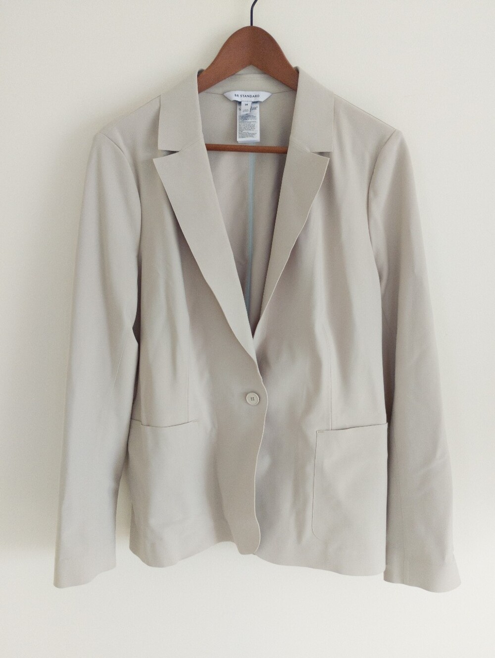 Banana Republic BR Standard Luxe Sculpt Blazer Sea Salt Beige Size 14
